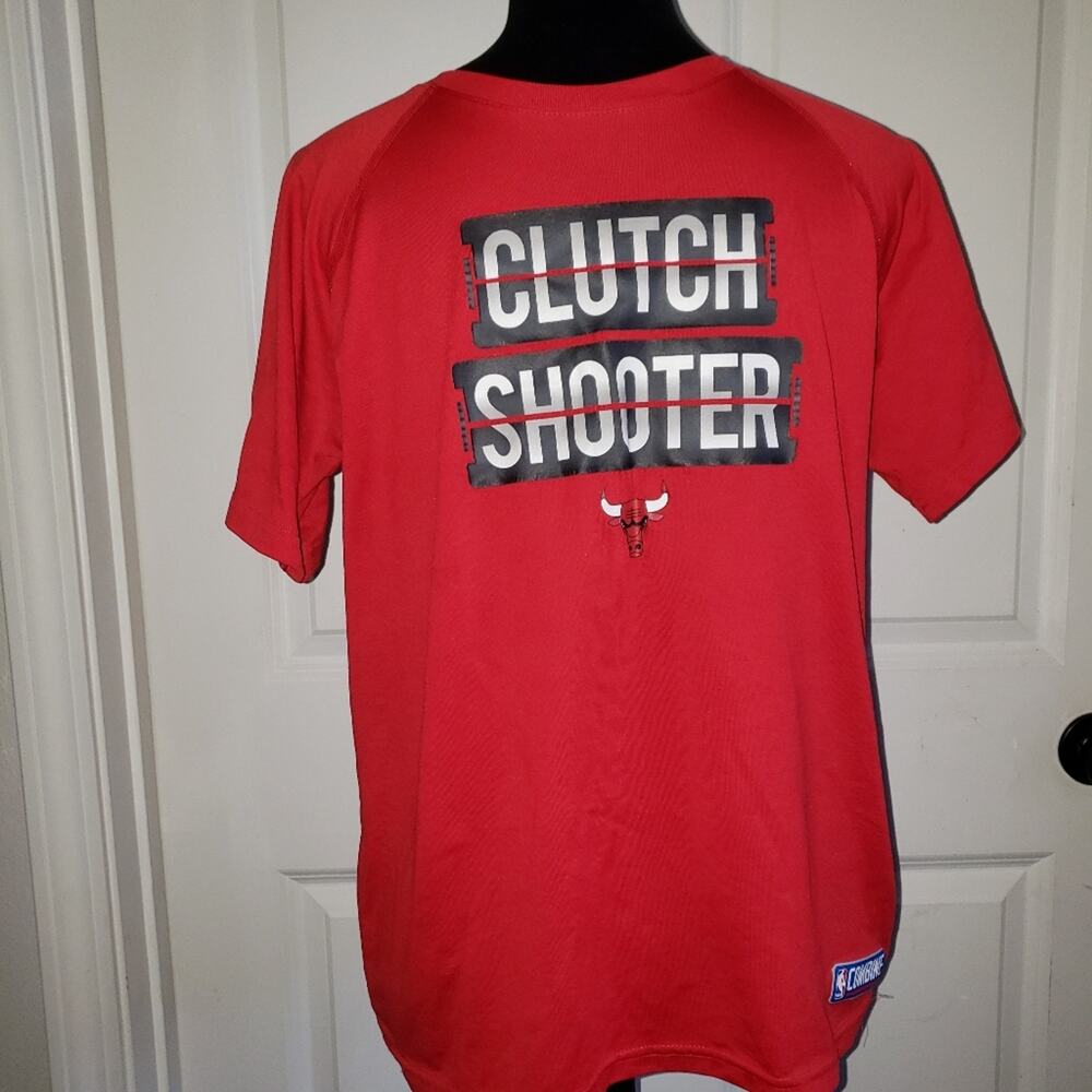 Chicago Bulls Under Armour Tee - YXL